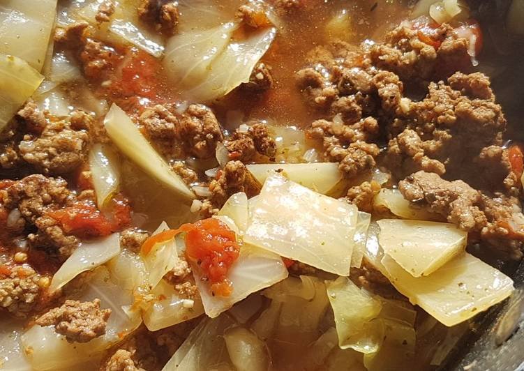 Hamburger Cabbage Soup Recipe Main Photo