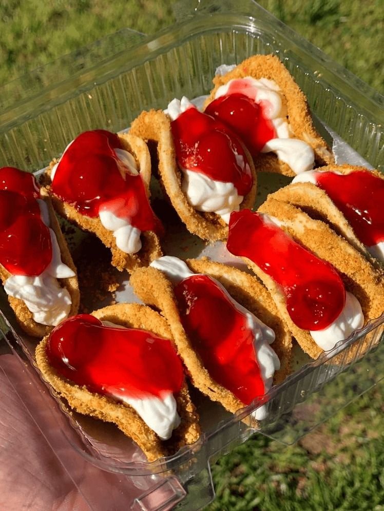 Cherry Cheesecake Taco Dessert