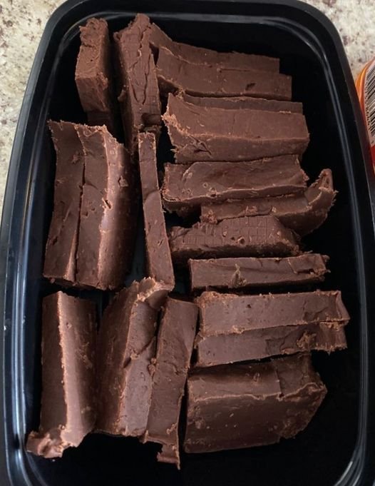 Mom’s Easy Fudge